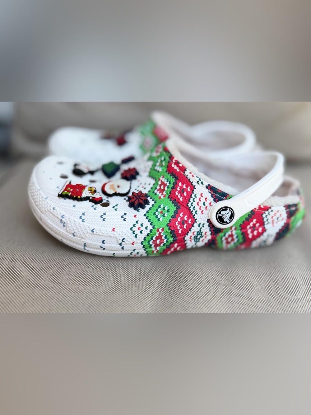 crocs classic womens size 10 shoes ugly christmas sweater lined comfort clogs - Picture 2 of 10